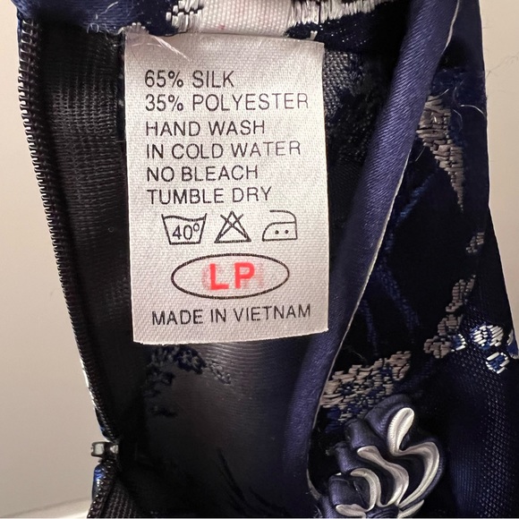 Navy Blue Silk Front Button Floral Print Chinese Short Sleeve Mandarin Collar - Picture 7 of 7